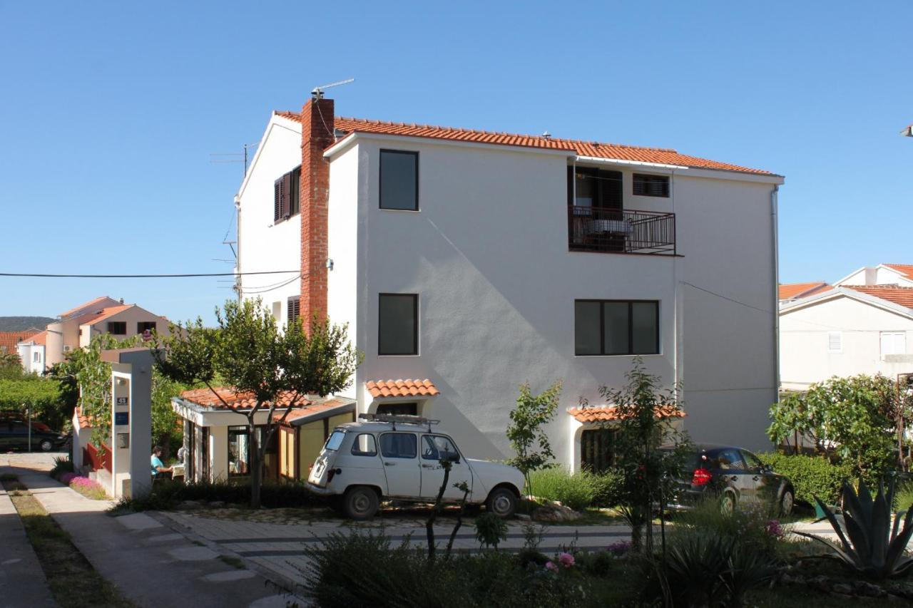 Apartments With A Parking Space Vodice - 7604 المظهر الخارجي الصورة